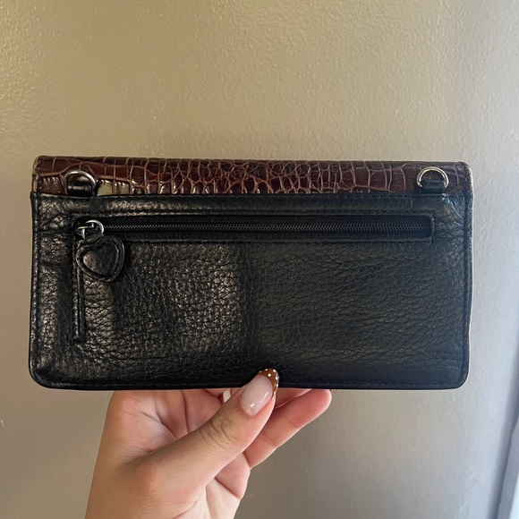Brighton Bella Luna Large Wallet Leather Crocodile Pattern - Picture 2 of 3
